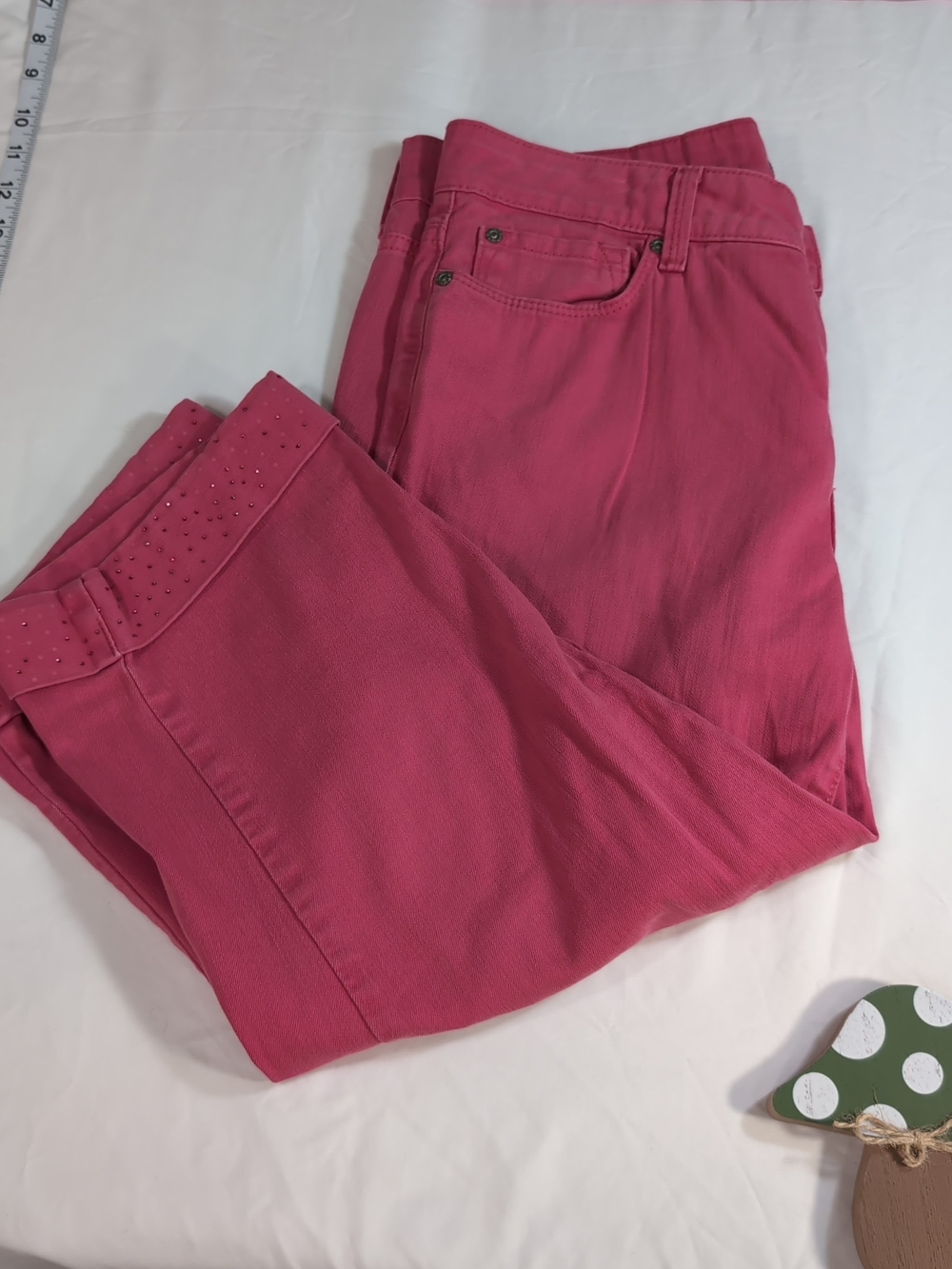 NYDJ Pink Rhinestone Cuff Crop Pants Size 4 Tummy Tuck